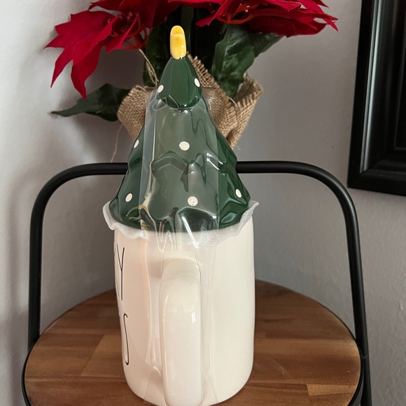 Rae Dunn “Merry Xmas” Mug & Tree Topper Set New - Picture 4 of 5